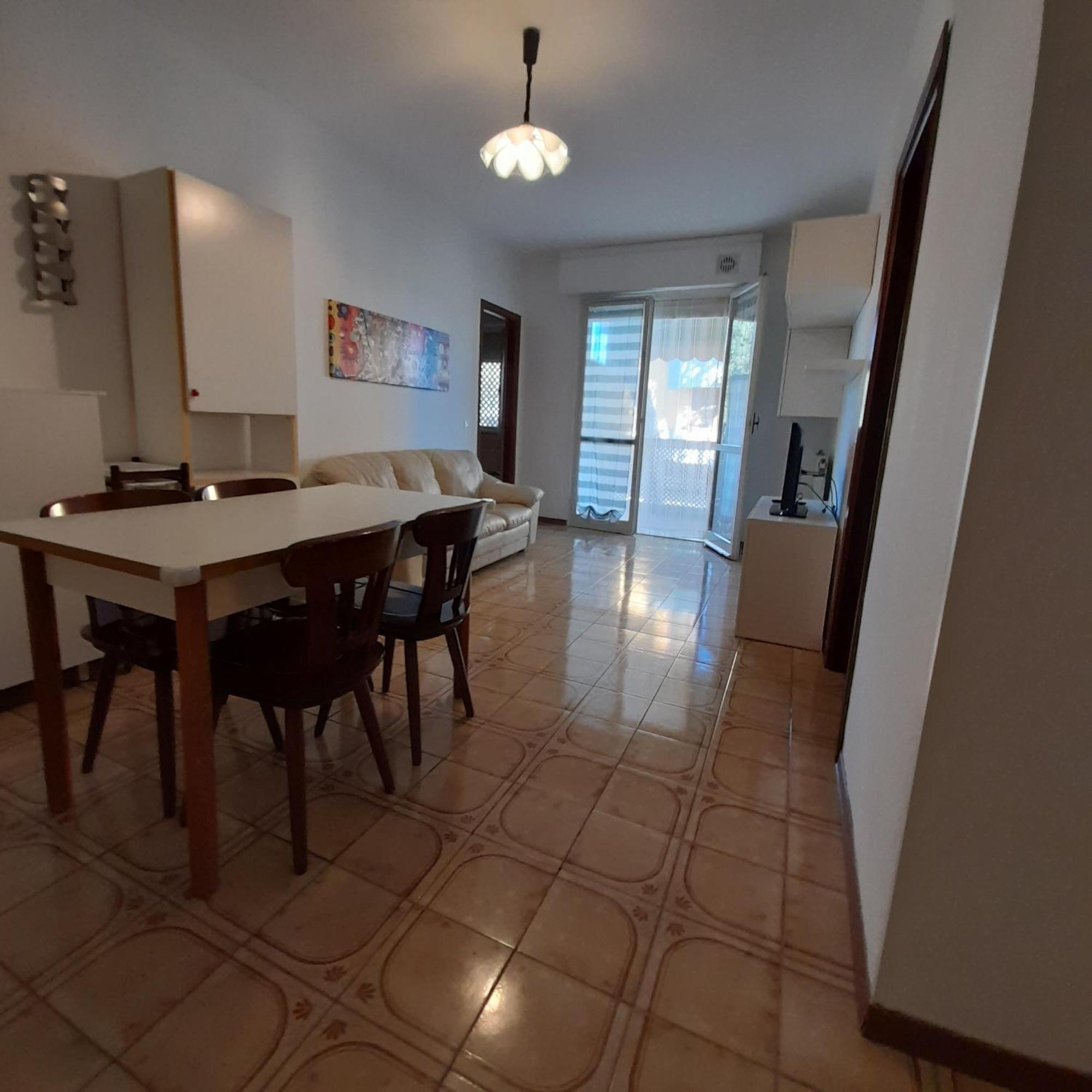 Casa Irene Apartment Luni Bagian luar foto